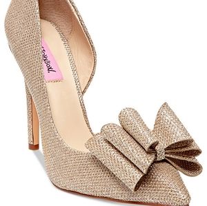 Betsey Johnson Gold prince d'orsay evening pumps